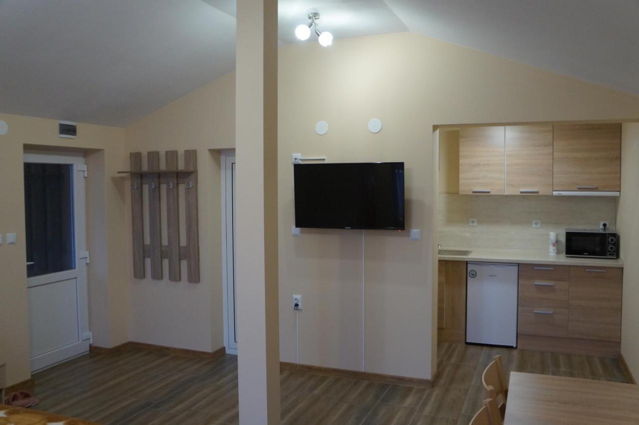 Dessi Apartment Плевен Екстериор снимка