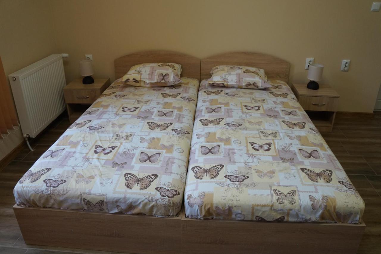 Dessi Apartment Плевен Екстериор снимка